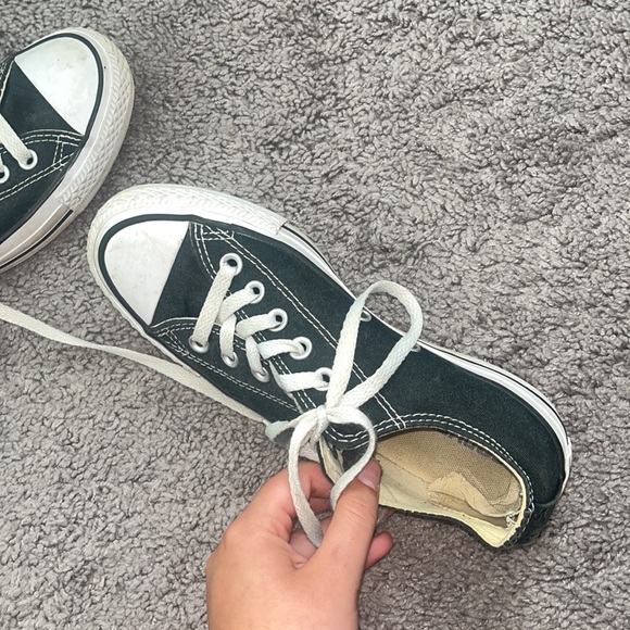 Black low top converse - Picture 4 of 4